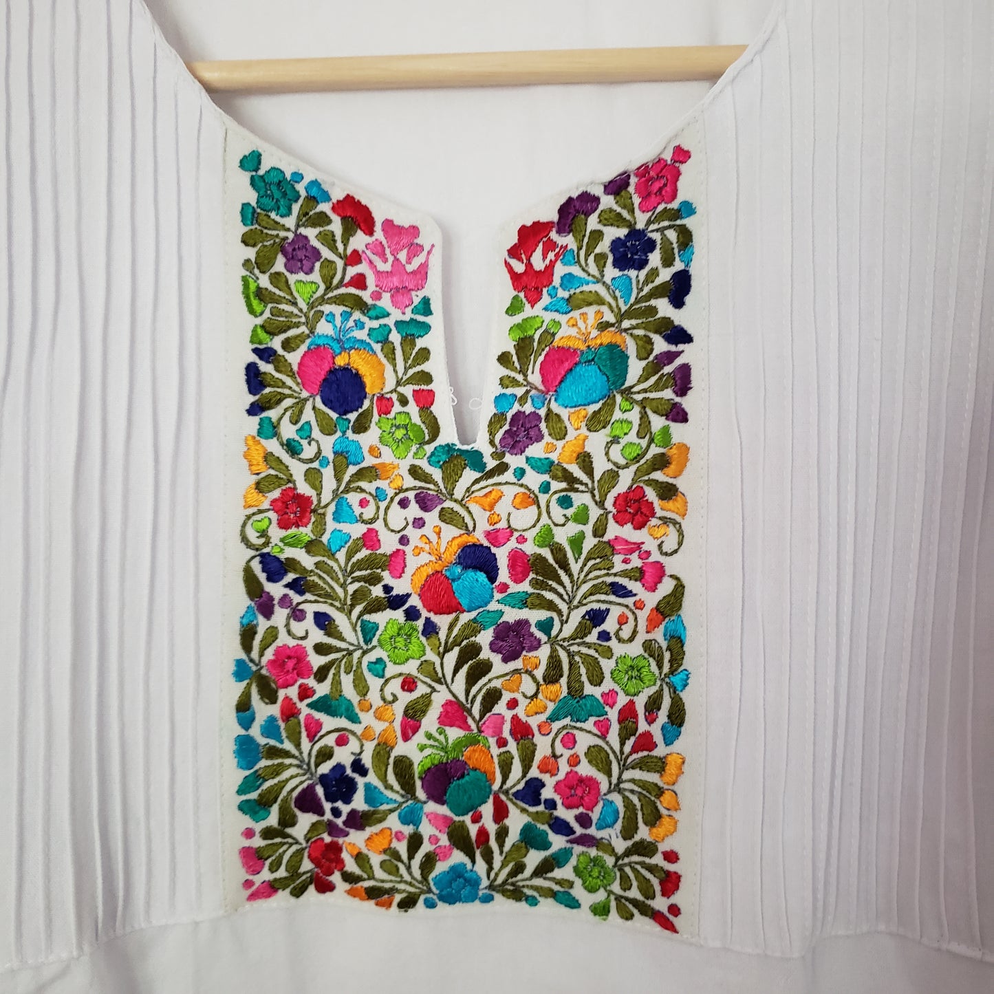 Traditional Mexican Embroidered Pleated Shirt Floral Top Blouse Handmade Oaxaca Floral
