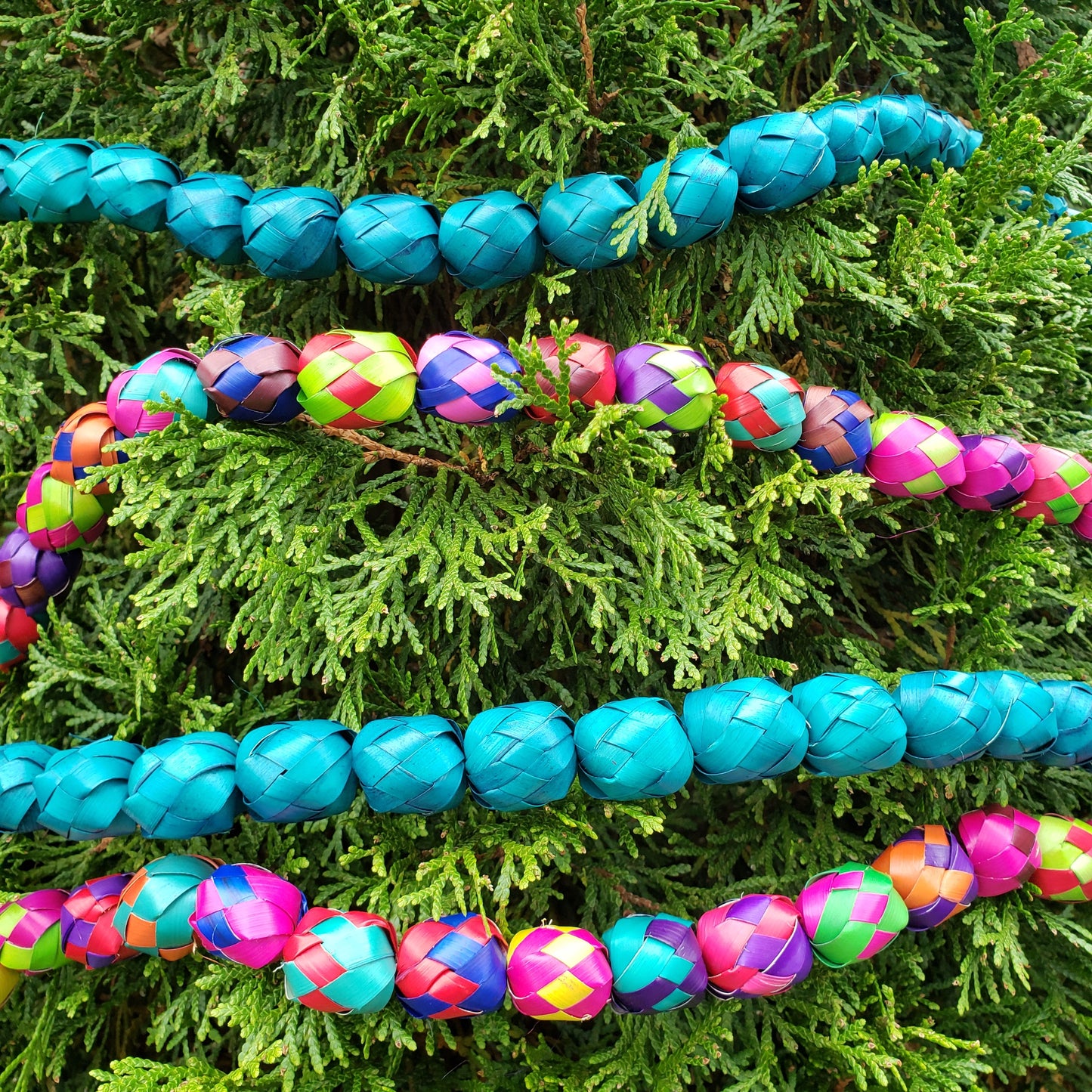 Mexican Garland - Large Woven Palm Multicolor - 11 Feet Long